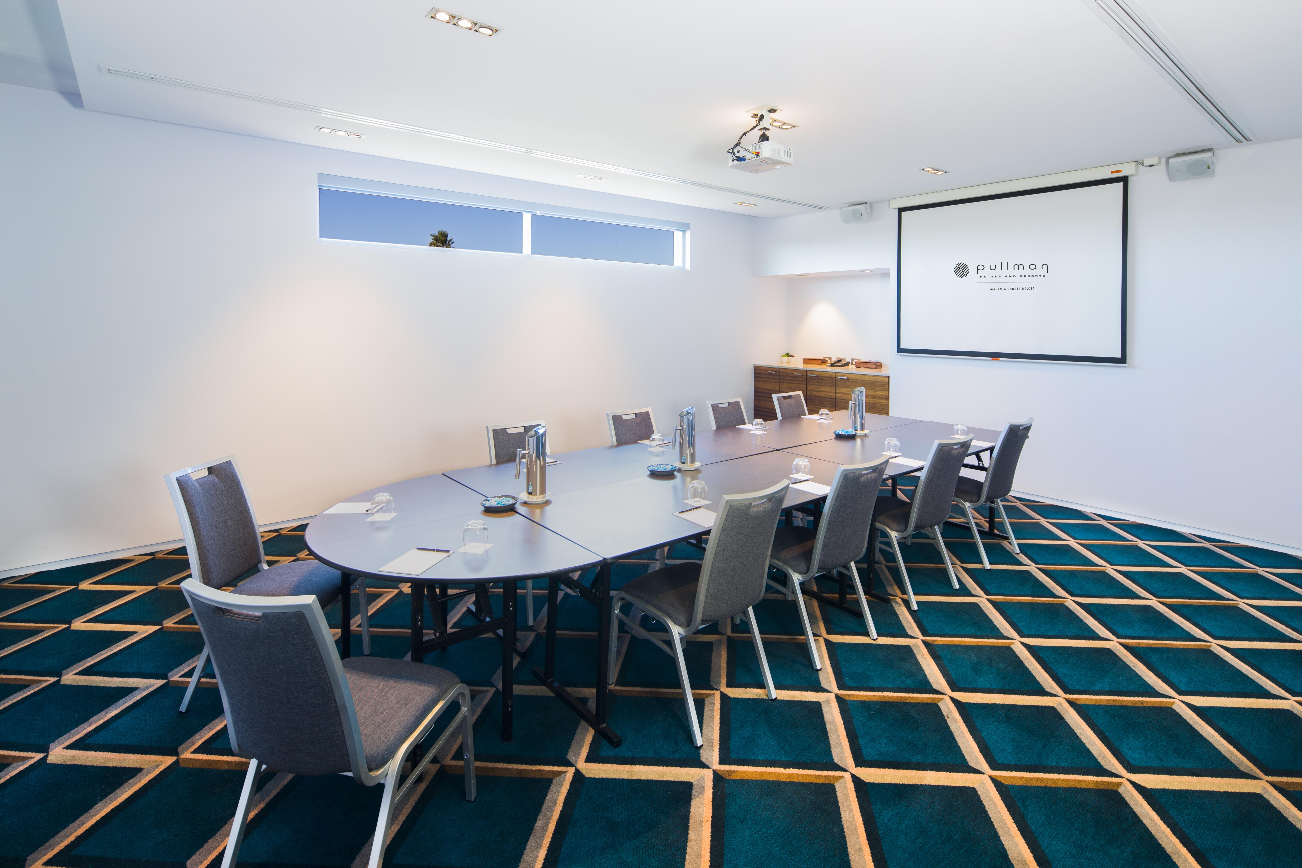 Pullman Magenta Shores Resort Entrance Buitenkant foto Meeting room at the hotel